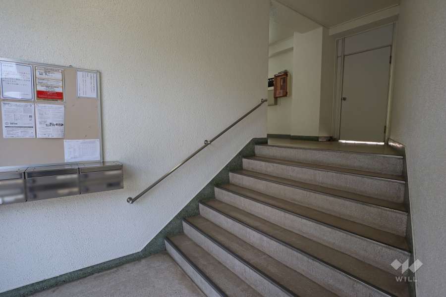 エントランス内