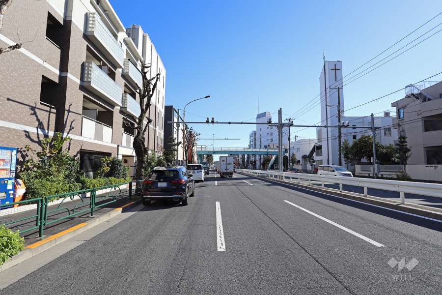 敷地南西側の前面道路