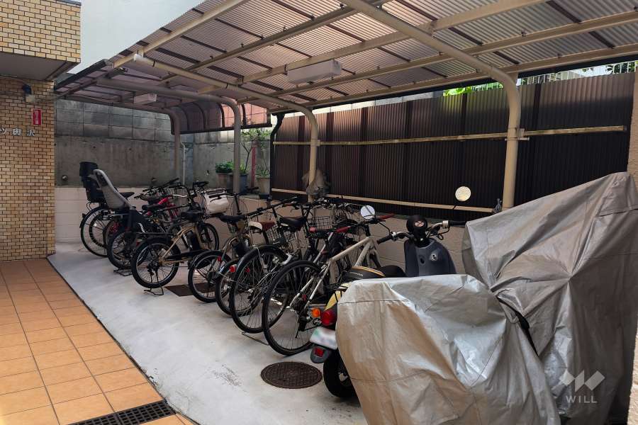 駐輪場、バイク置場