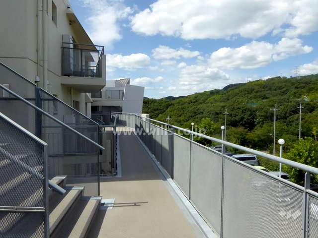 4番館の空中廊下