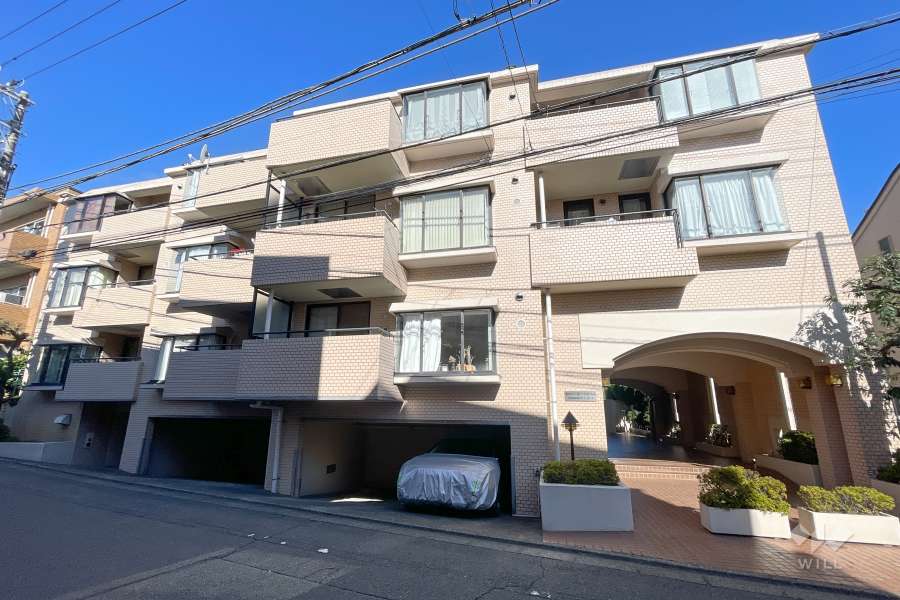 等々力七丁目パークホームズの外観（南東側から）　