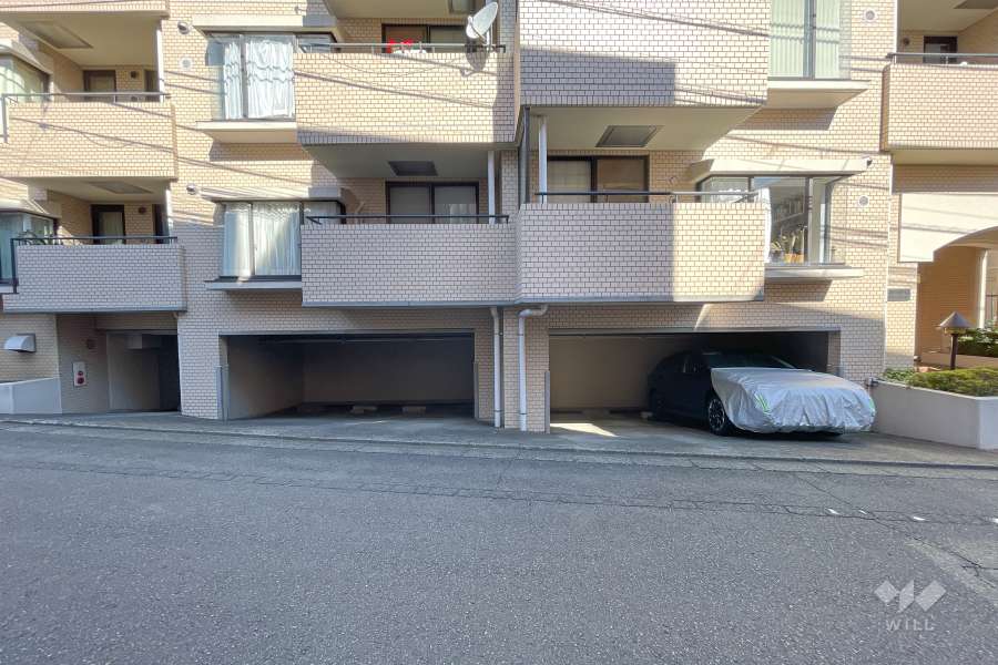 敷地内駐車場（屋内平面式）　