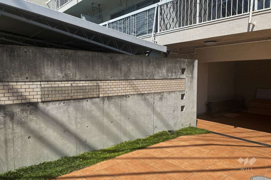 エントランスアプローチ