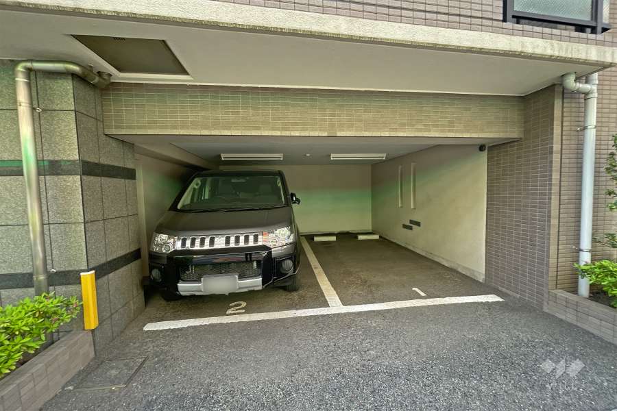 敷地内駐車場（屋内平面式）