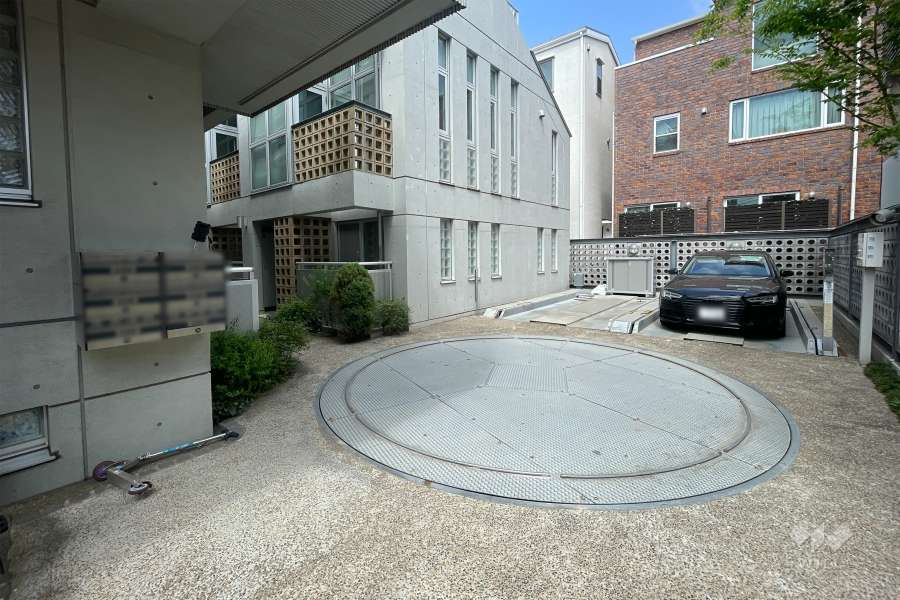 敷地内駐車場（屋外機械式）