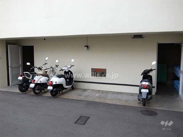 バイク置き場