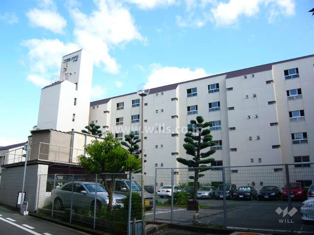 コスモハイツ甲子園口の外観（北側から）