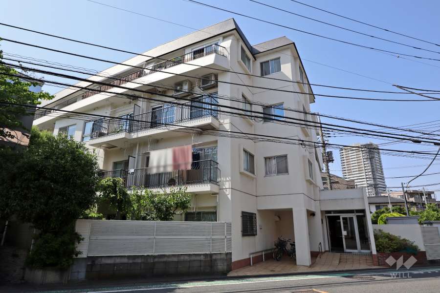 南烏山ヒミコマンションの外観（南側から）