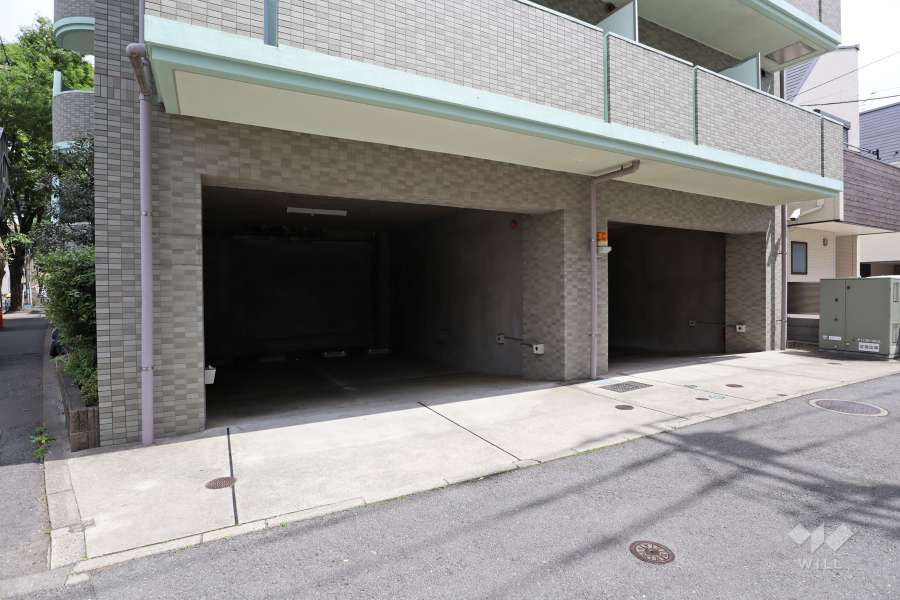 敷地内駐車場（屋内平面式）