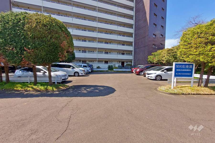 敷地内駐車場（屋外平面式）