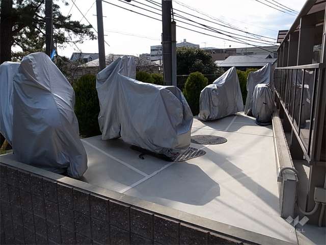 バイク置き場