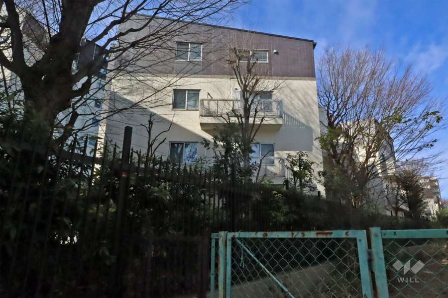 グローリオ蘆花公園ヴィラＢ棟の外観（東側から）