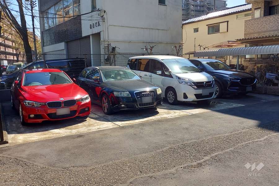 敷地内駐車場（屋外平面式）