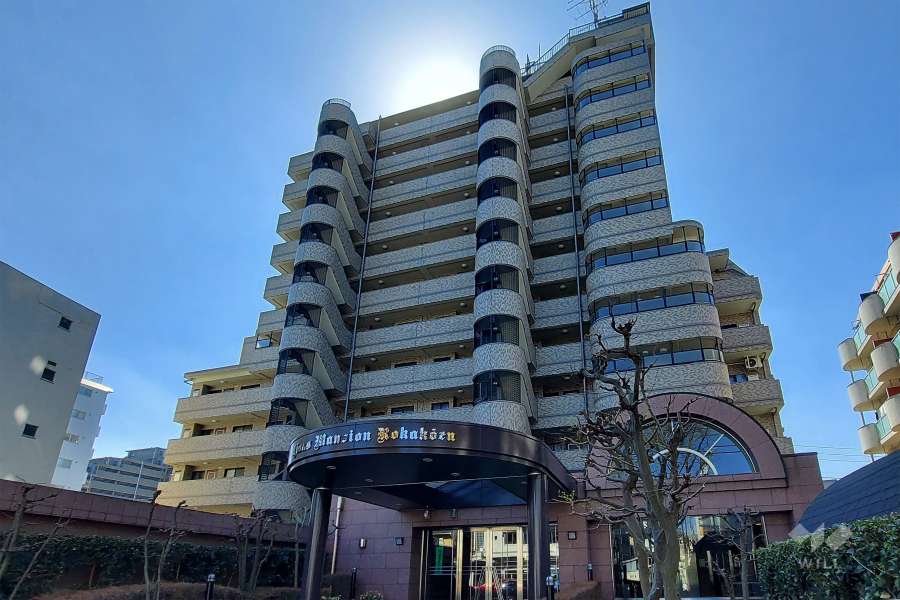 ライオンズマンション芦花公園の外観(北西から)