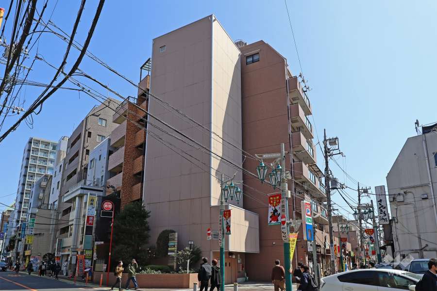 ライオンズステーションプラザ千歳烏山の外観（北西側から）