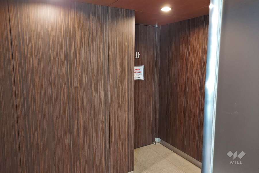 エントランス内に設置されたトイレ