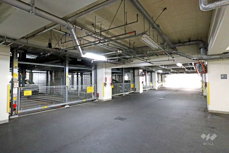 敷地内駐車場（屋内機械式）
