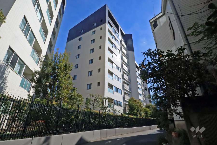 グローリオ蘆花公園ヴィラＧ棟の外観（西側から）