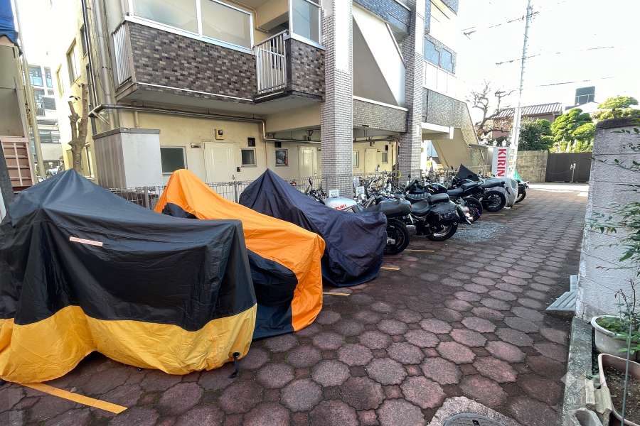 バイク置場