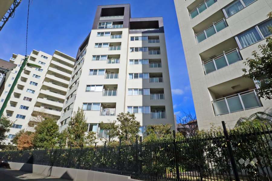 グローリオ蘆花公園ヴィラＨ棟の外観（南側から）