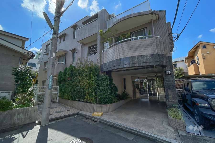 グリーンハイム梅ヶ丘２の外観（北東側から）