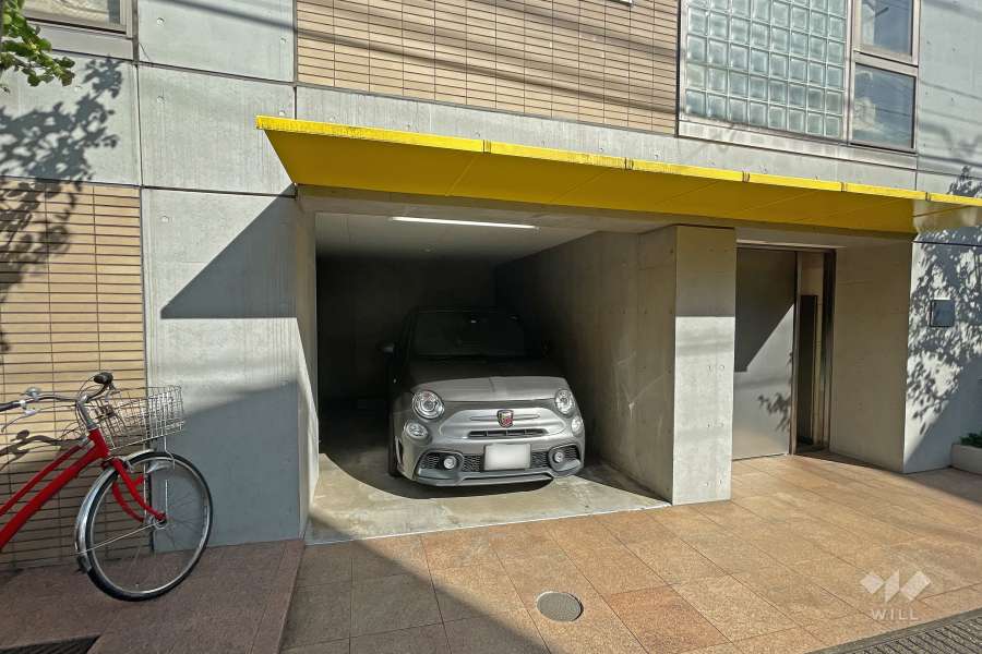 敷地内駐車場（屋内平面式）