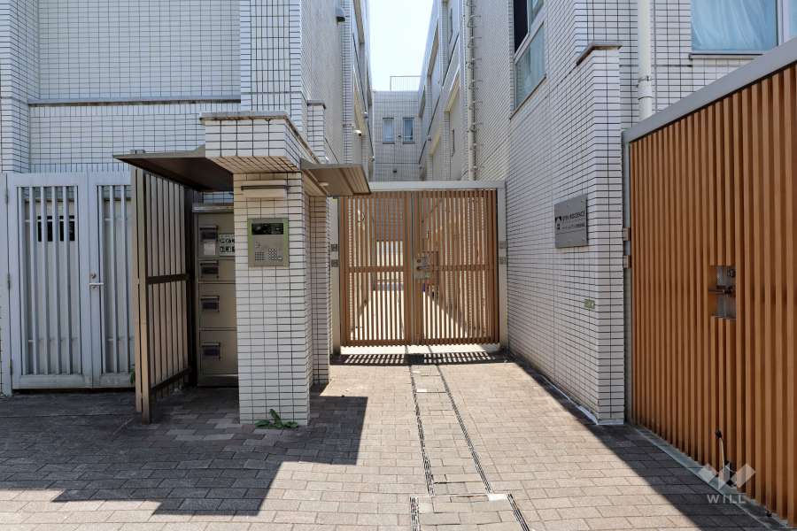 エントランスアプローチ