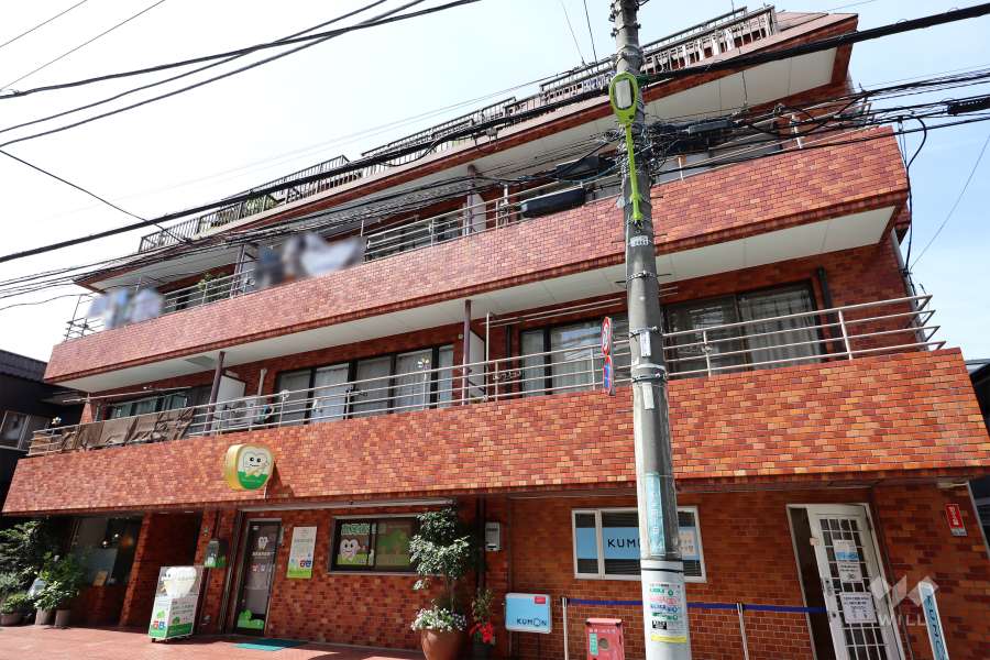 ハイラーク芦花公園の外観（南東側から）