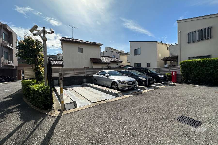 敷地内駐車場（屋外機械式）