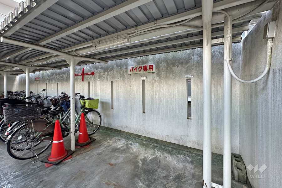 バイク置場