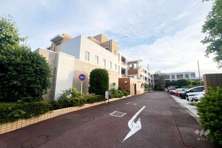 ヴェルデ上北沢の外観（北東側から）