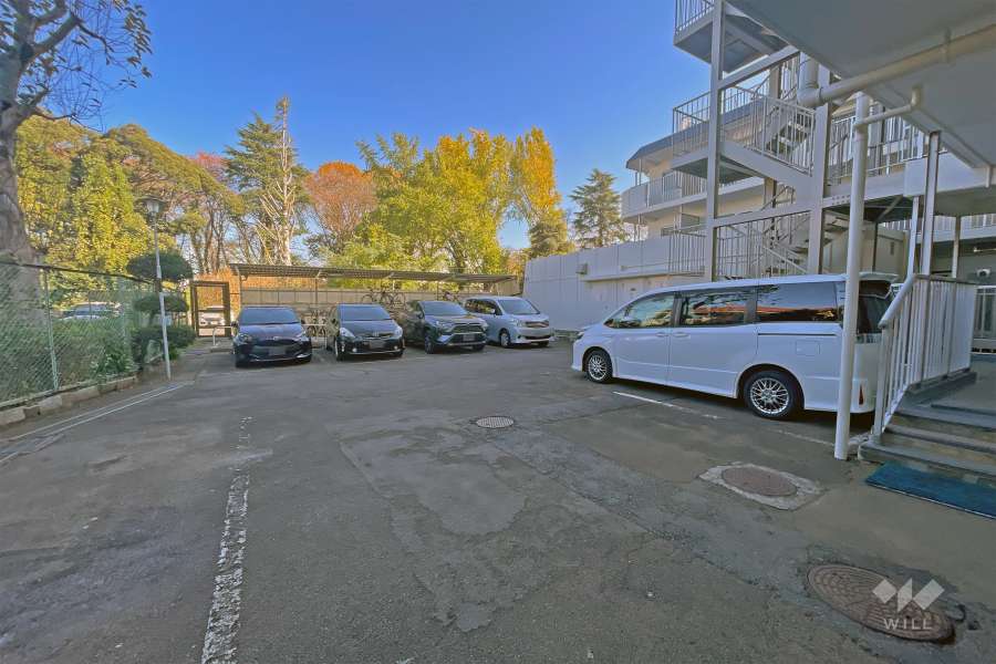 敷地内駐車場（屋外平面式）