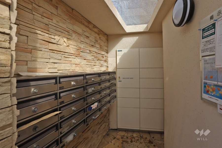 宅配ボックスと共用ポスト