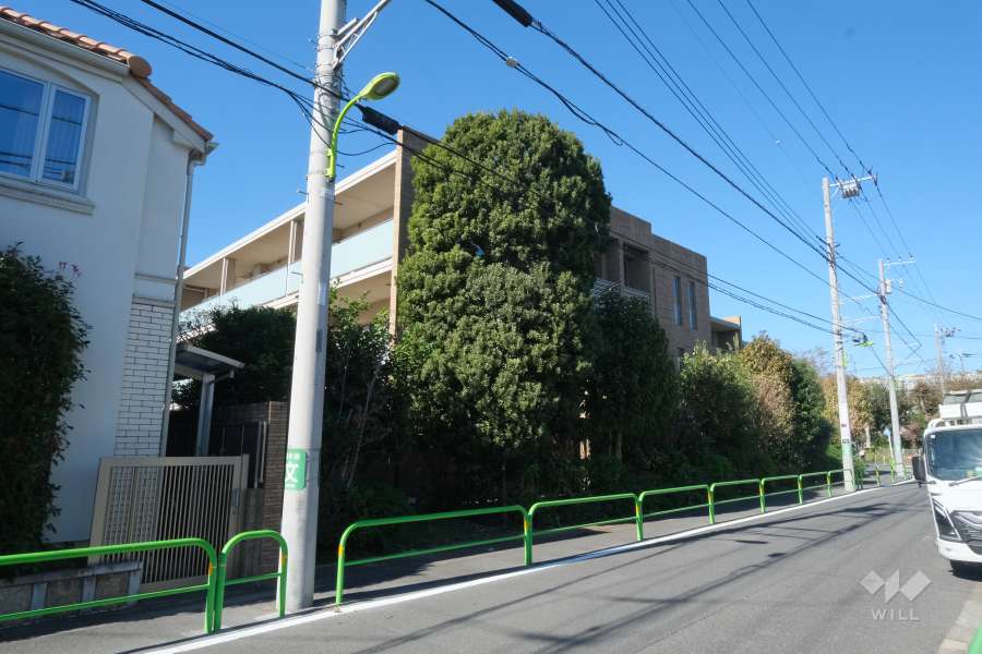 プラウド富士見ヶ丘コートテラスの外観（南東側から）