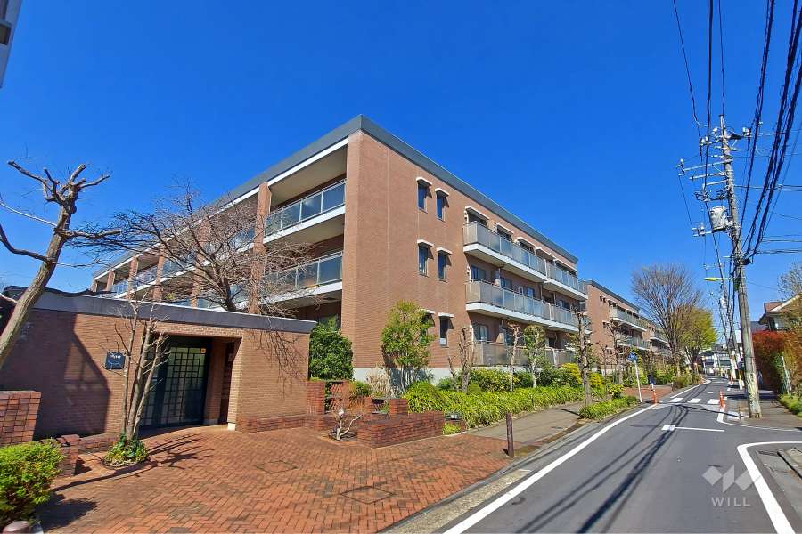 パークアベニュー芦花公園参番館外観(南東から)