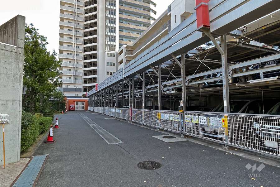 敷地内駐車場（屋外機械式）