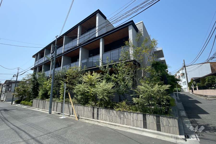 リビオ下北沢の外観（東側から）