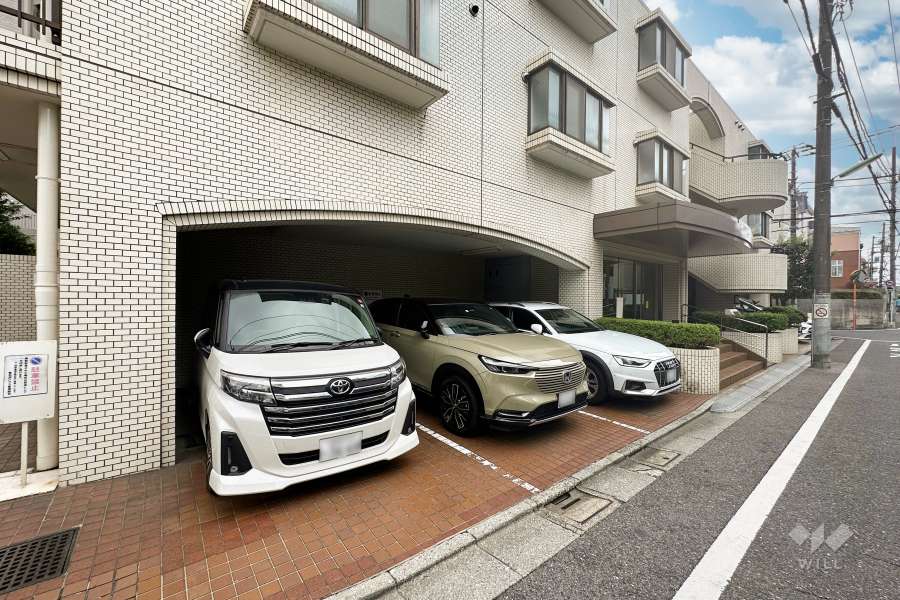 敷地内駐車場（屋内平面式）