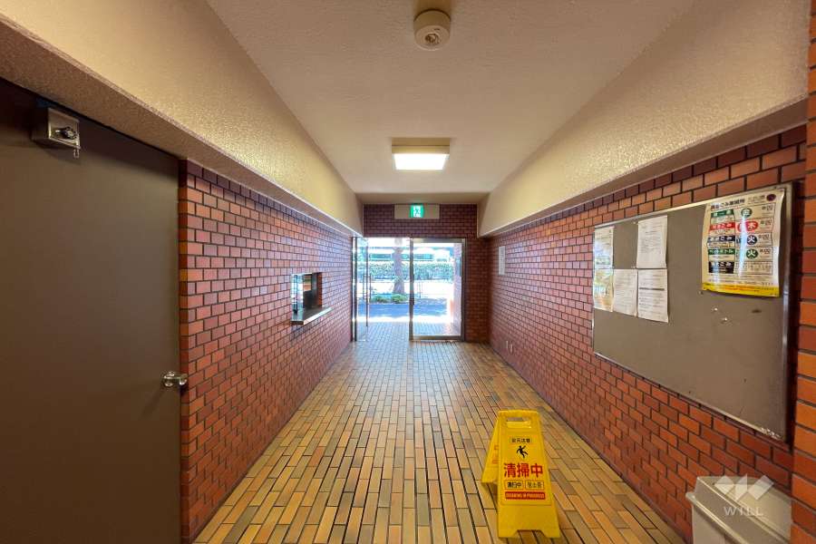 エントランスホール