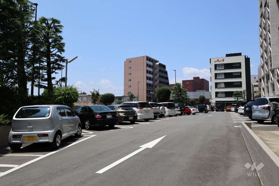 敷地内駐車場（屋外平面式）