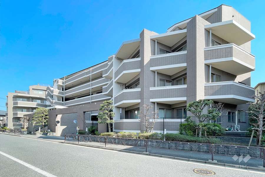 Dグランセ駒沢大学の外観（北西側から）