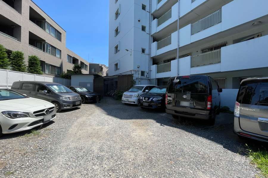 敷地内駐車場（屋外平面式）