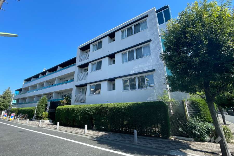 パークホームズ三軒茶屋シエルクールの外観（西側から）