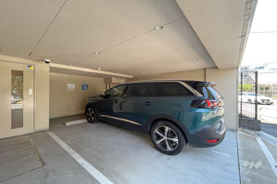 敷地内駐車場（屋内平面式）