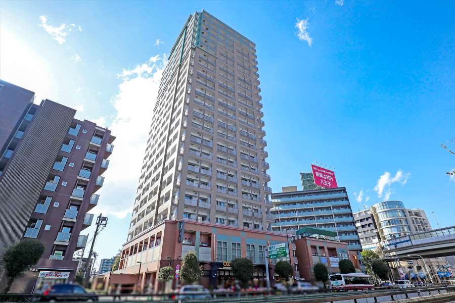 ヴィルヌーブタワー駒沢の外観(北東側から)