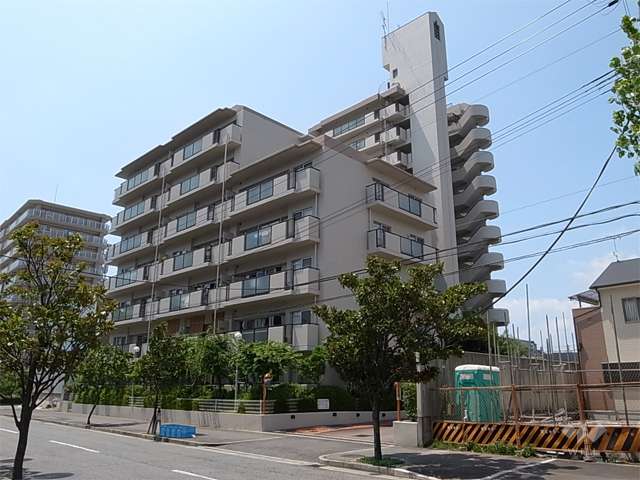 シャルマンコーポ西宮東の外観（北東側から）
