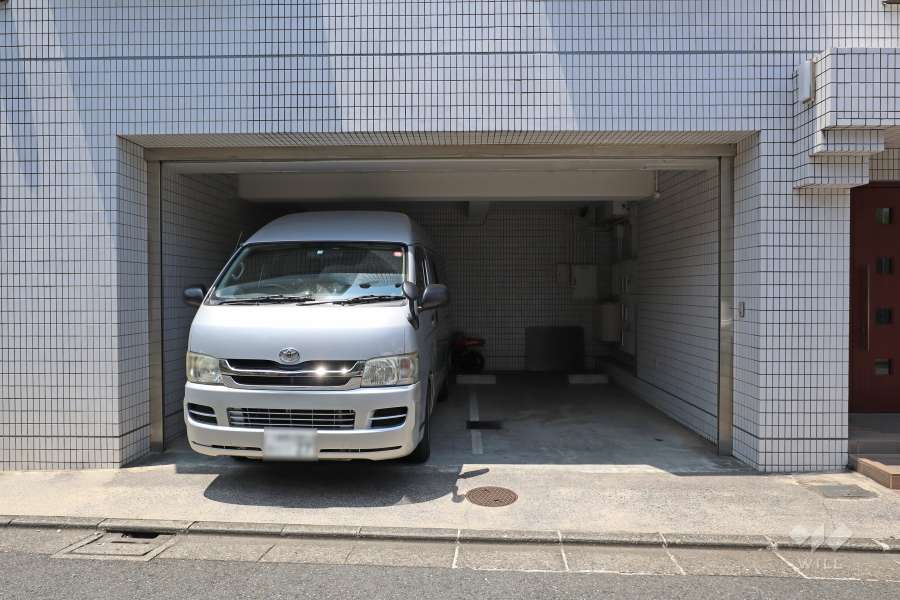 敷地内駐車場（屋内平面式）