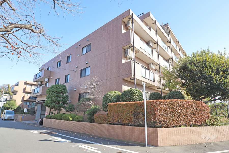 マイキャッスル二子玉川園の外観（西側から）