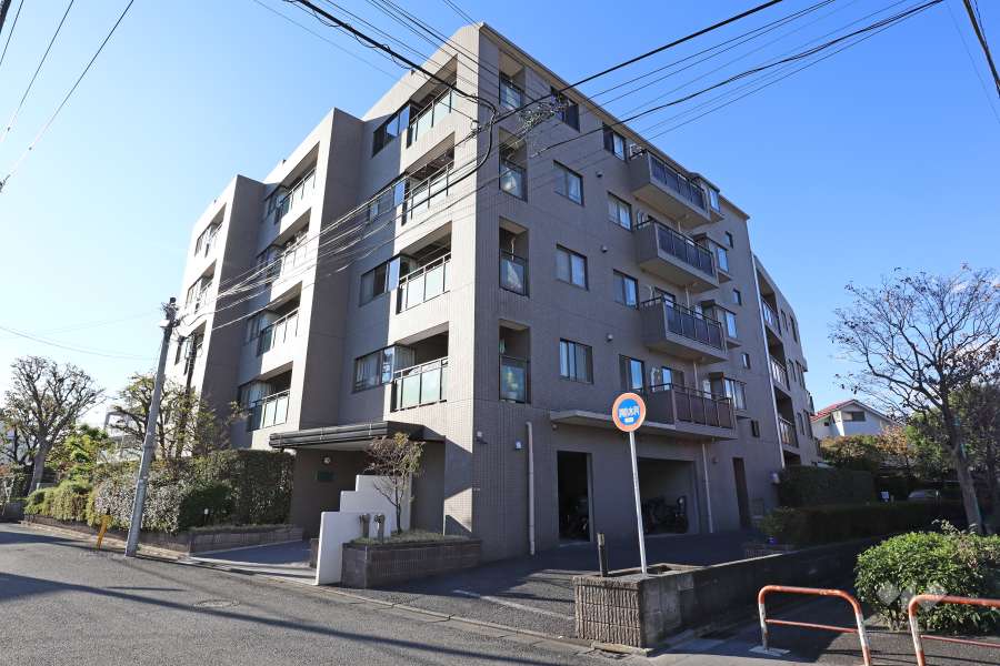 上野毛南パークホームズの外観（南東側から）