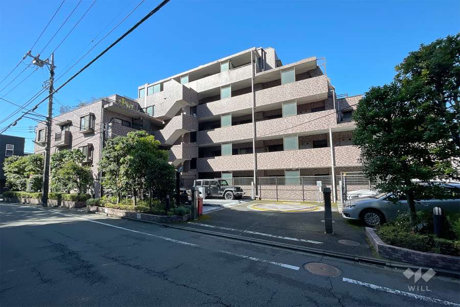 クレッセント上野毛３の外観（北側から）